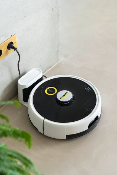 Порохотяг акумуляторний KARCHER RCF 3 (робот) 1.269-660.0 фото