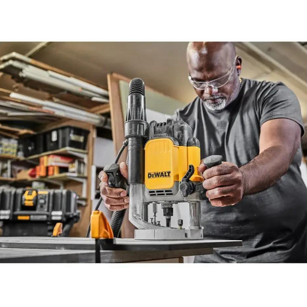 Фрезер DEWALT DWE625KT кейс DWE625KT фото