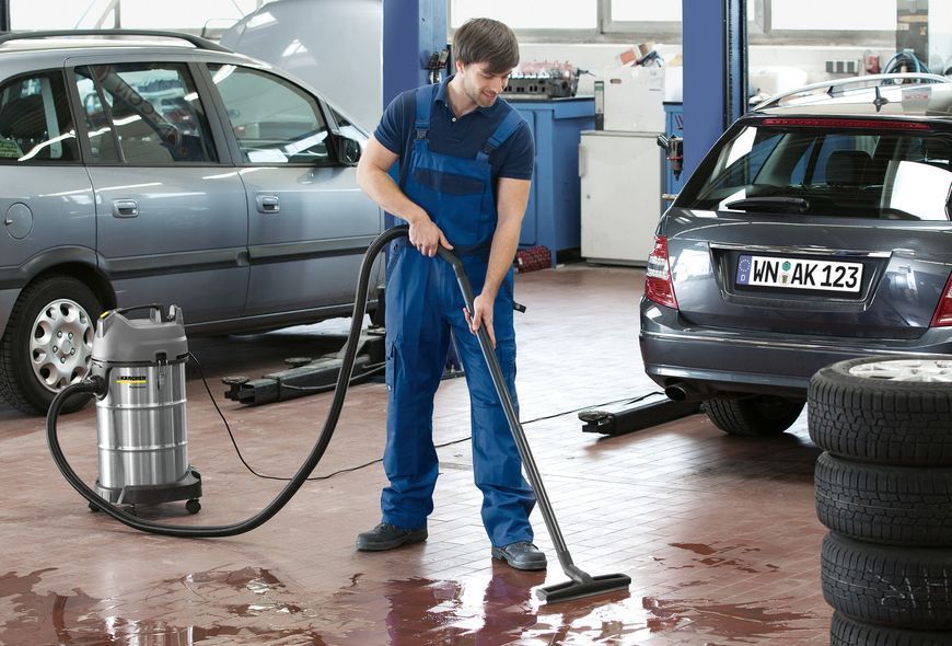 Пылесос KARCHER NT38/1Me Classic 1.428-538.0 фото