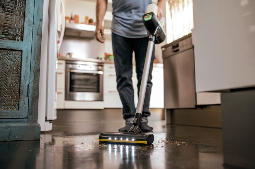 Порохотяг акумуляторний KARCHER VC 6 Cordless ourFamily (швабра) 1.198-670.0 фото