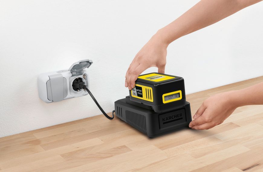Набір акумуляторний KARCHER 2.445-063.0 (1акум.18В 5Аг/зарядний) 2.445-063.0 фото