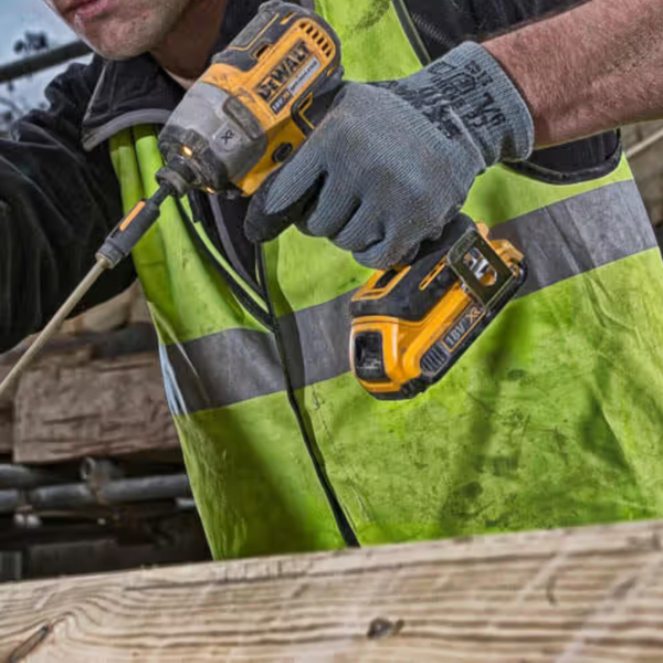 Шурупокрут імпульсний DEWALT DCF887N (18В/205Нм/каркас) DCF887N фото