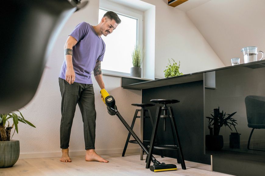 Пылесос KARCHER VC 4 Cordless myHome 1.198-620.0 фото
