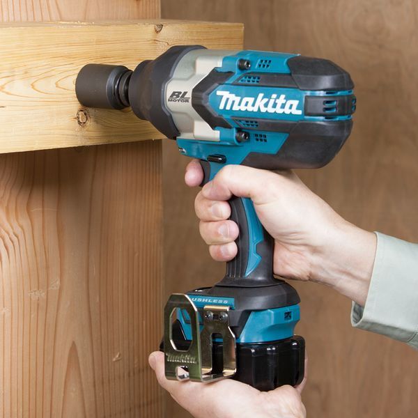 Гайкокрут MAKITA DTW1002Z ( без упаковки) DTW1002Z фото
