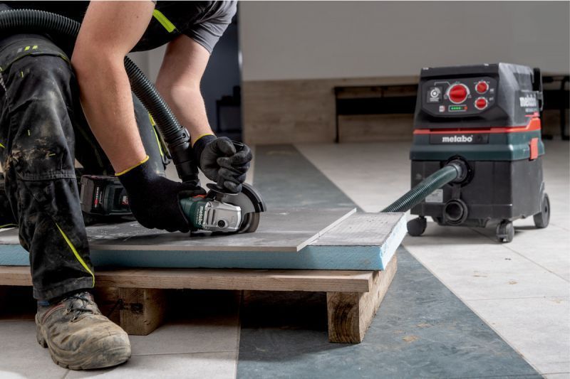 Шліфмашина кутова METABO W18L9-125(2акум.18В 4Aг/зарядний/кейс) 602247510 фото